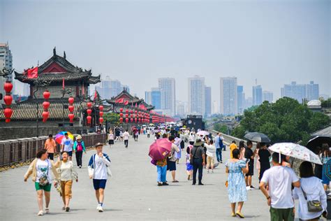 海寧去西塘怎麼坐車：探索古鎮的交通與文化之旅